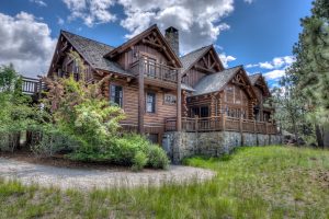 Luxury homes in Montana